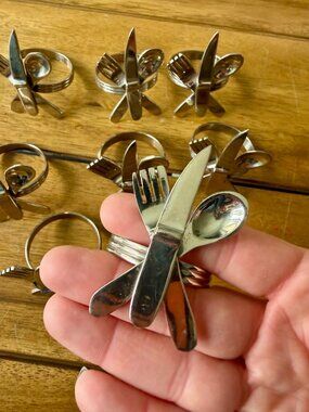 Set Of 8 Silver Toned Metal Utensil Napkin Rings Fork Knife Spoon Design Vintage
